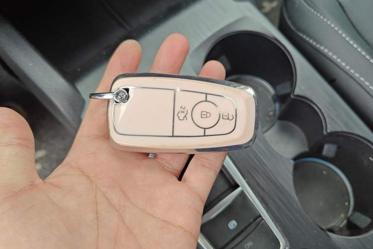 Used Ford Focus 2020 Sedan EcoBoost 180 Automatic Trend Edition Vehicle Key