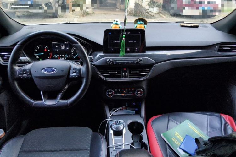 Used Ford Focus 2020 Hatchback EcoBoost 180 Automatic ST Line Center Console