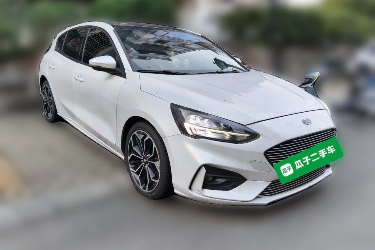 Used Ford Focus 2020 Hatchback EcoBoost 180 Automatic ST Line Front Right 45 Deg