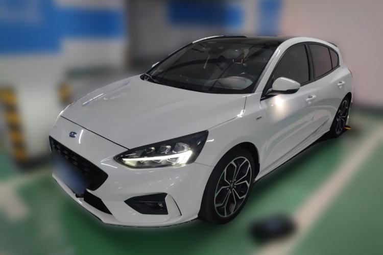 Ojetý Ford Focus 2020 Hatchback EcoBoost 180 Automatic Titanium Edition Guazi used car, China used car export, Used car for sale, Used  cars, Cheapest cars for sale