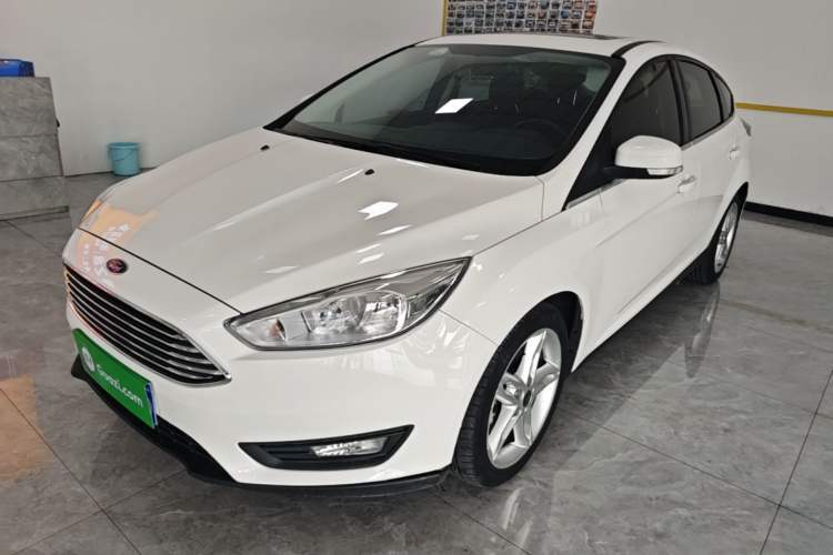 Used Ford Focus 2020 Hatchback Classic 1.5L Automatic Trendy Model Guazi used car, China used car export, Used car for sale, Used  cars, Cheapest cars for sale