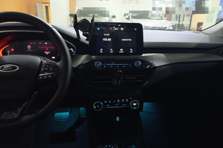Used Ford Focus 2020 Hatchback EcoBoost 180 Automatic Trend Edition Audio And AC Panel