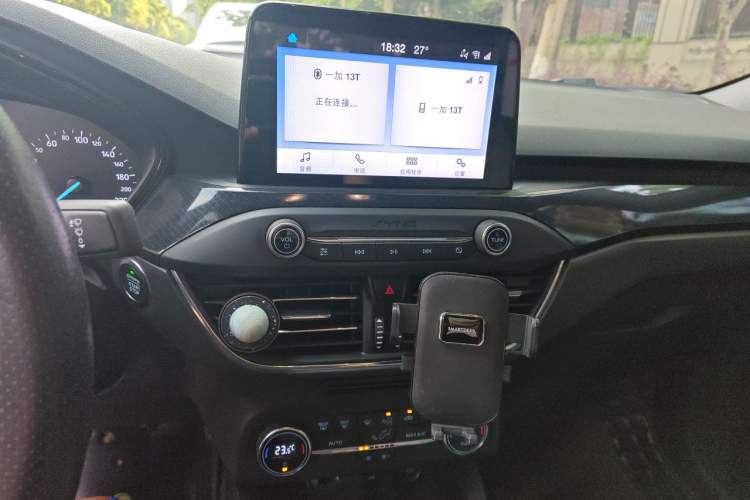Used Ford Focus 2020 Sedan EcoBoost 180 Automatic ST Line Audio And AC Panel