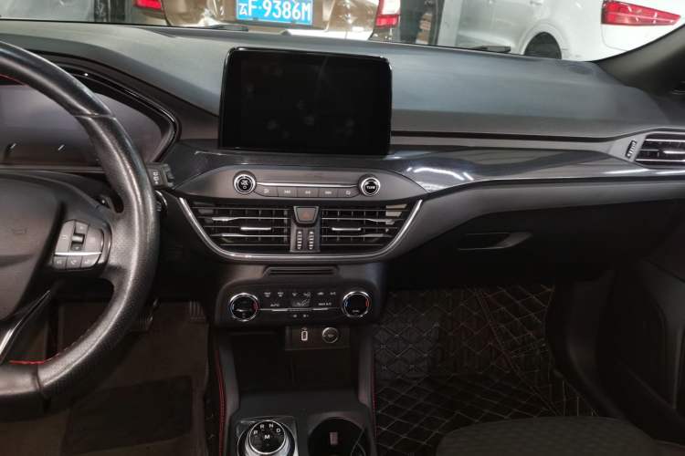 Used Ford Focus 2020 Hatchback EcoBoost 180 Automatic ST Line Audio And AC Panel