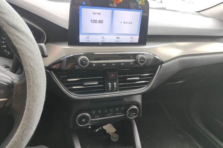 Used Ford Focus 2020 Sedan EcoBoost 180 Automatic Trend Edition Audio And AC Panel