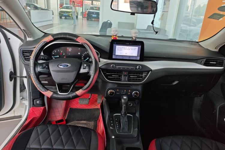 Used Ford Focus 2020 Sedan 1.5L Automatic Sharp Edition Center Console