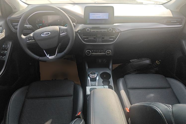 Used Ford Focus 2020 Hatchback EcoBoost 180 Automatic Trend Edition Center Console