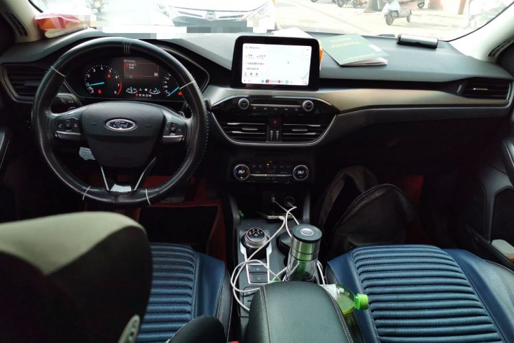 Used Ford Focus 2020 Sedan EcoBoost 180 Automatic Trend Edition Center Console