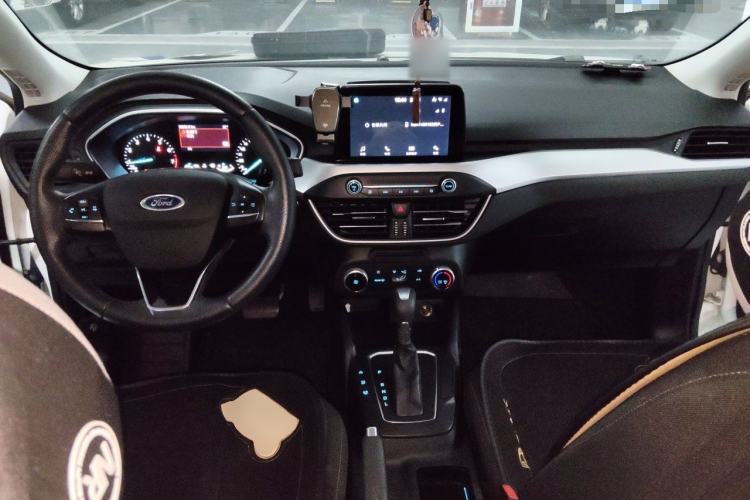 Used Ford Focus 2020 Sedan 1.5L Automatic Sharp Edition Center Console