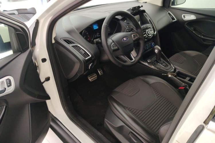 Used Ford Focus 2020 Hatchback Classic 1.5L Automatic Trendy Model Driver Seat