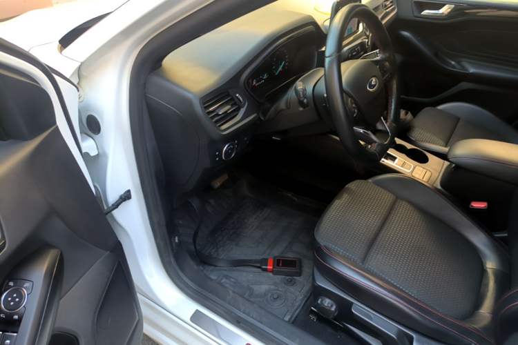 Used Ford Focus 2020 Sedan EcoBoost 180 Automatic ST Line Driver Seat