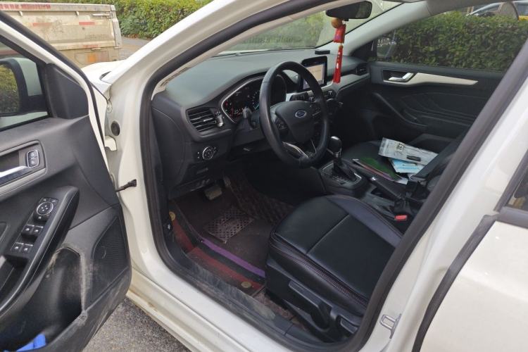 Used Ford Focus 2020 Sedan 1.5L Automatic Sharp Edition Driver Seat