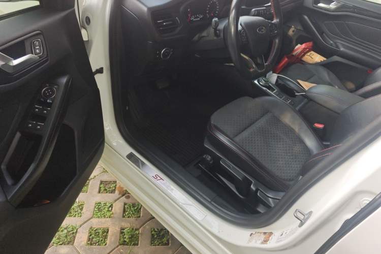Used Ford Focus 2020 Hatchback EcoBoost 180 Automatic ST Line Driver Seat