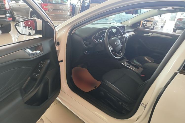 Used Ford Focus 2020 Sedan EcoBoost 180 Automatic Trend Edition Driver Seat