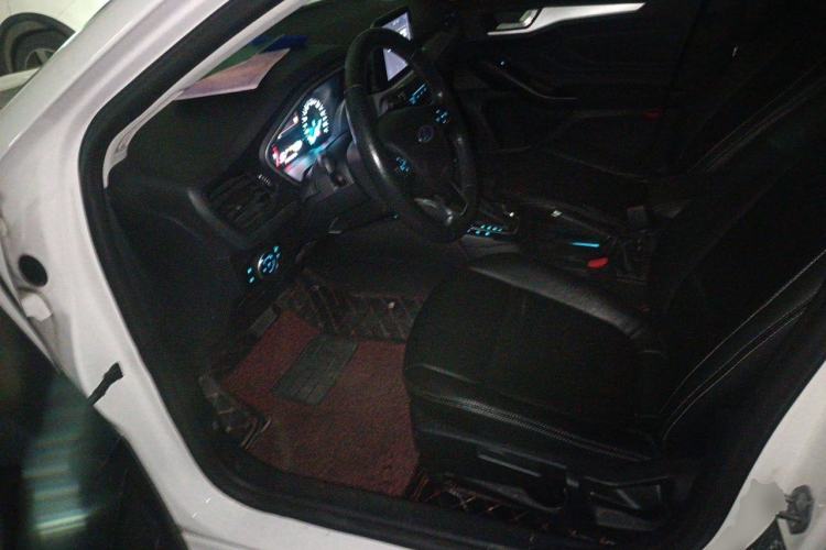 Used Ford Focus 2020 Sedan 1.5L Automatic Sharp Edition Driver Seat