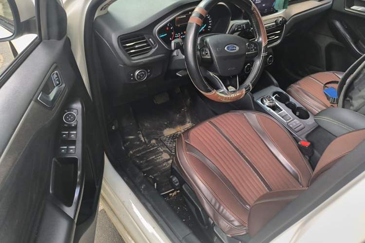 Used Ford Focus 2020 Sedan EcoBoost 180 Automatic Trend Edition Driver Seat