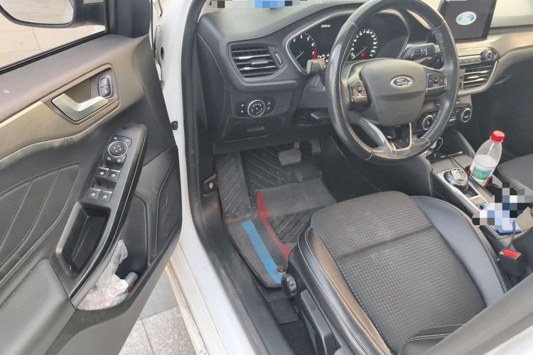 Used Ford Focus 2020 Sedan EcoBoost 180 Automatic Trend Edition Driver Seat