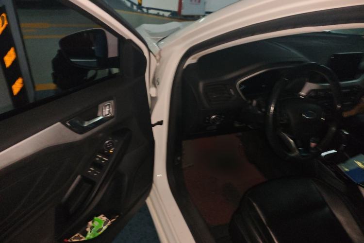 Used Ford Focus 2020 Sedan 1.5L Automatic Sharp Edition Driver Seat