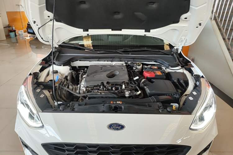 Used Ford Focus 2020 Sedan EcoBoost 180 Automatic Trend Edition Engine Bay