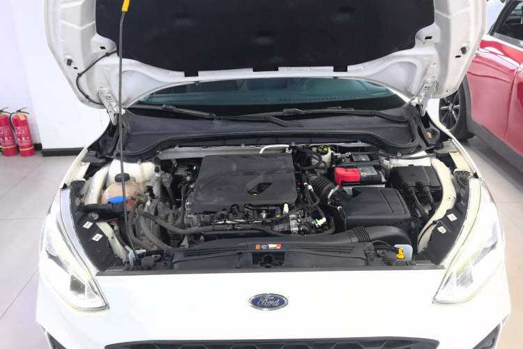 Used Ford Focus 2020 Sedan EcoBoost 180 Automatic Trend Edition Engine Bay
