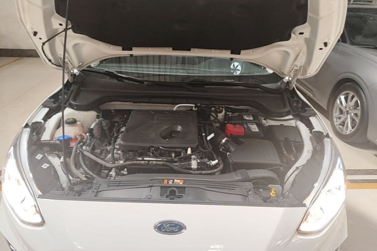 Used Ford Focus 2020 Sedan EcoBoost 180 Automatic Trend Edition Engine Bay