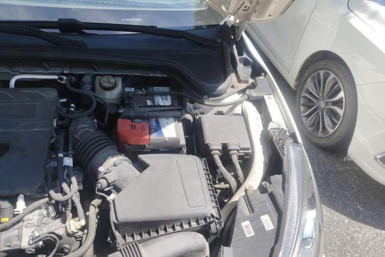 Used Ford Focus 2020 Hatchback EcoBoost 180 Automatic ST Line Engine Bay Left