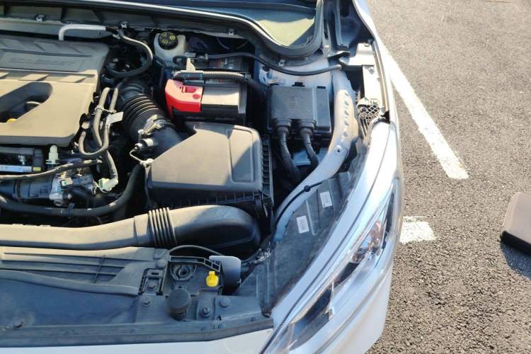Used Ford Focus 2020 Sedan EcoBoost 180 Automatic Trend Edition Engine Bay Left