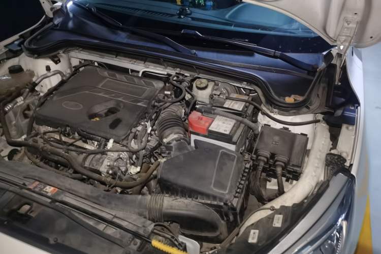Used Ford Focus 2020 Sedan EcoBoost 180 Automatic Trend Edition Engine Bay Left