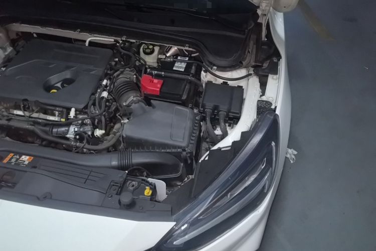 Used Ford Focus 2020 Sedan EcoBoost 180 Automatic Trend Edition Engine Bay Left