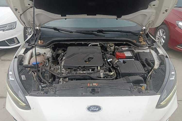 Used Ford Focus 2020 Sedan EcoBoost 180 Automatic ST Line Engine Bay