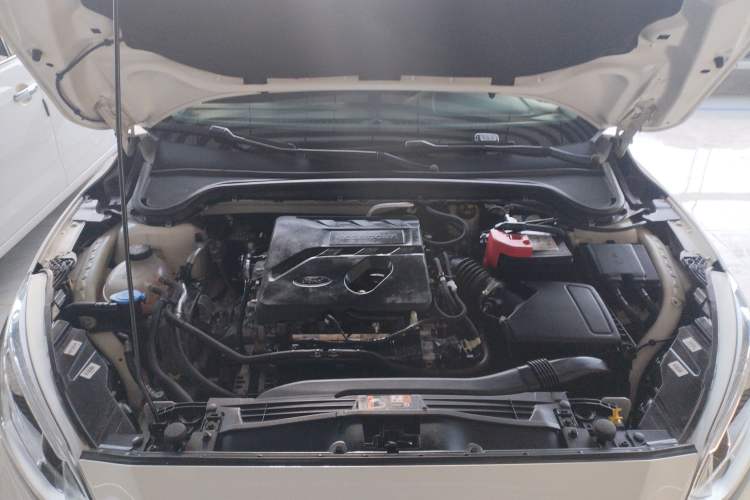 Used Ford Focus 2020 Hatchback EcoBoost 180 Automatic Trend Edition Engine Bay