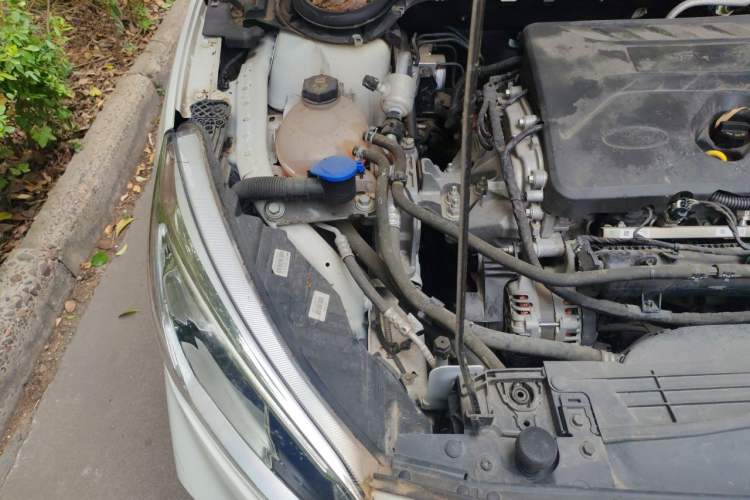 Used Ford Focus 2020 Sedan EcoBoost 180 Automatic Trend Edition Engine Bay Right