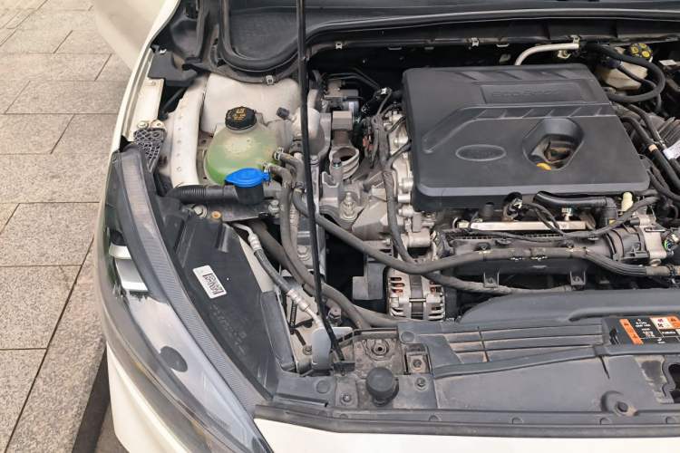 Used Ford Focus 2020 Sedan EcoBoost 180 Automatic ST Line Engine Bay Right