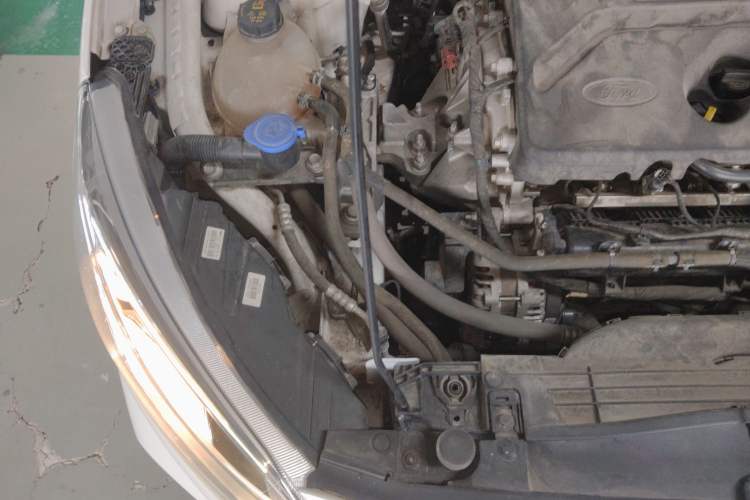Used Ford Focus 2020 Sedan EcoBoost 180 Automatic Trend Edition Engine Bay Right