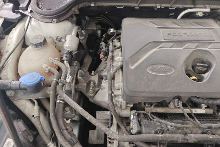 Used Ford Focus 2020 Hatchback EcoBoost 180 Automatic Trend Edition Engine Bay Right
