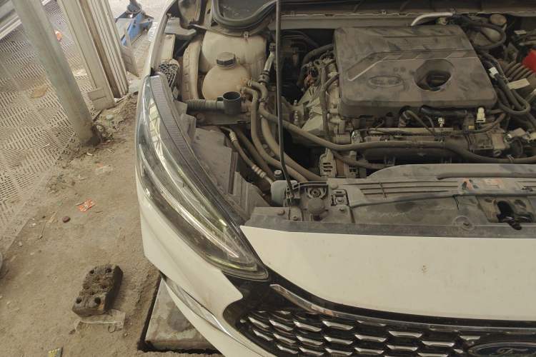 Used Ford Focus 2020 Sedan EcoBoost 180 Automatic Trend Edition Engine Bay Right
