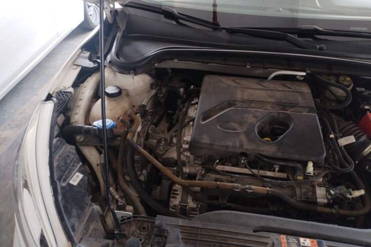 Used Ford Focus 2020 Sedan EcoBoost 180 Automatic Trend Edition Engine Bay Right