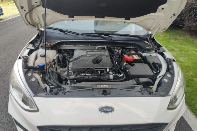 Used Ford Focus 2020 Sedan EcoBoost 180 Automatic Trend Edition Engine Bay