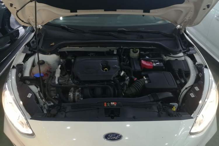 Used Ford Focus 2020 Hatchback 1.5L Automatic Sharp Edition Engine Bay