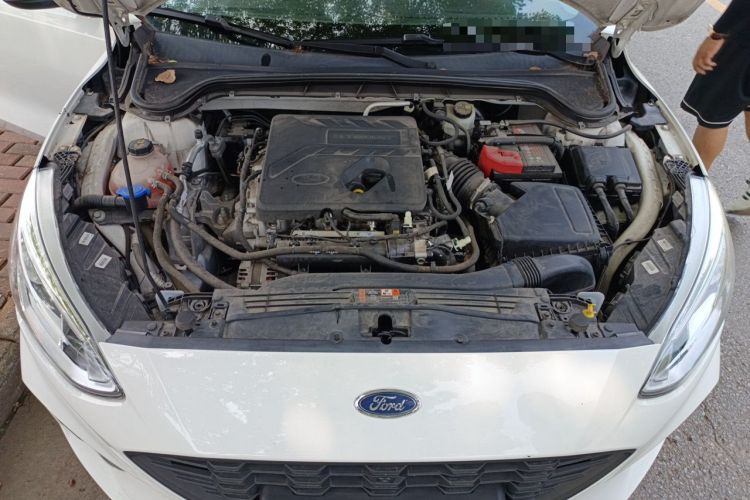 Used Ford Focus 2020 Hatchback EcoBoost 180 Automatic Trend Edition Engine Bay