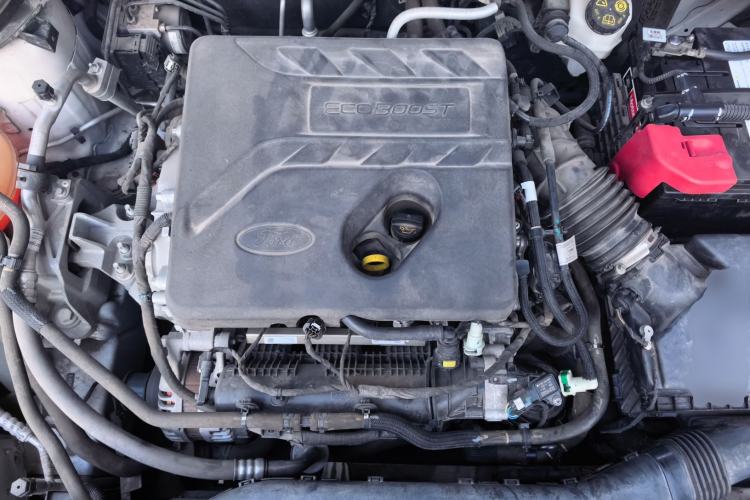 Used Ford Focus 2020 Hatchback EcoBoost 180 Automatic ST Line Engine Bay