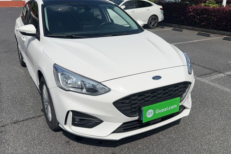 Used Ford Focus 2020 Sedan EcoBoost 180 Automatic Trend Edition Exterior 2