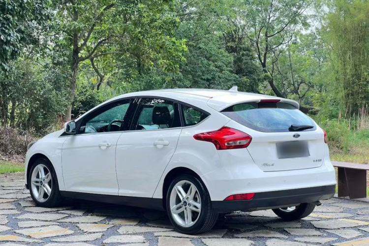 Used Ford Focus 2020 Hatchback Classic 1.5L Automatic Trendy Model Exterior 4