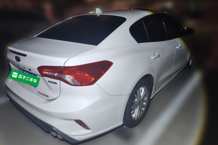 Used Ford Focus 2020 Sedan EcoBoost 180 Automatic Trend Edition Exterior 5