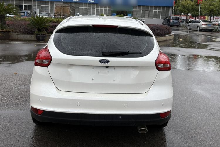 Used Ford Focus 2020 Hatchback Classic 1.5L Automatic Trendy Model Exterior 5