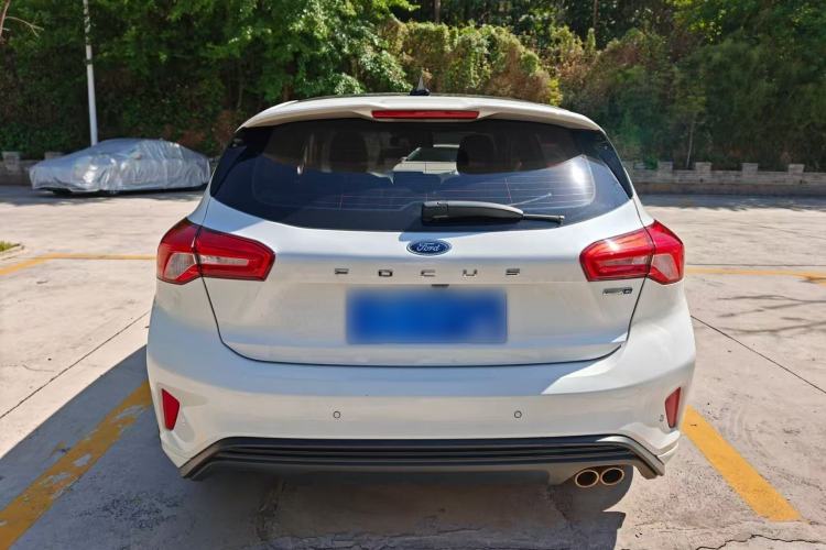 Used Ford Focus 2020 Hatchback EcoBoost 180 Automatic ST Line Exterior 5