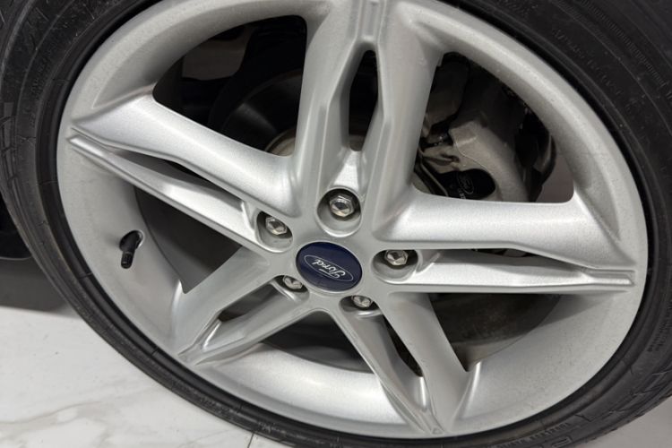Used Ford Focus 2020 Hatchback Classic 1.5L Automatic Trendy Model Exterior 6