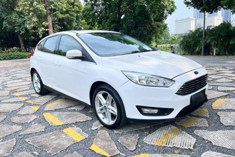 Used Ford Focus 2020 Hatchback Classic 1.5L Automatic Trendy Model Exterior 6