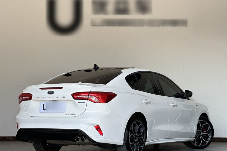 Used Ford Focus 2020 Sedan EcoBoost 180 Automatic ST Line Exterior 8