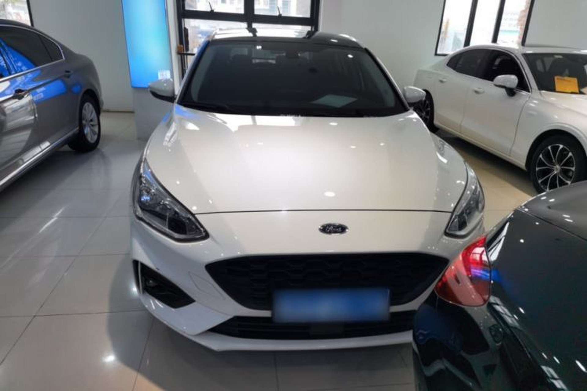 Used Ford Focus 2020 Hatchback EcoBoost 180 Automatic Trend Edition Front